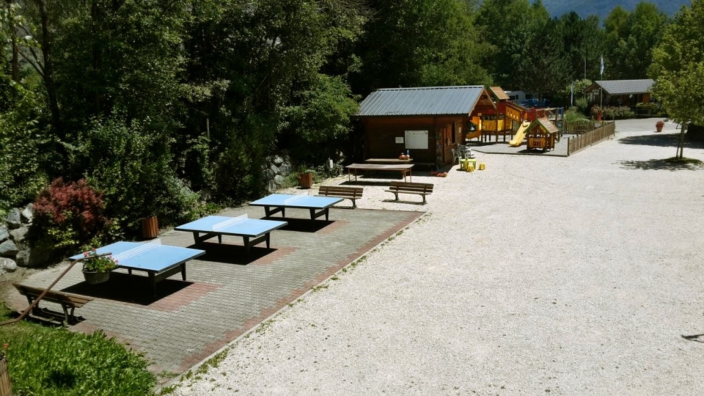 batch table de pingpong camping familial montagne Alpe dHuez bourg doisans