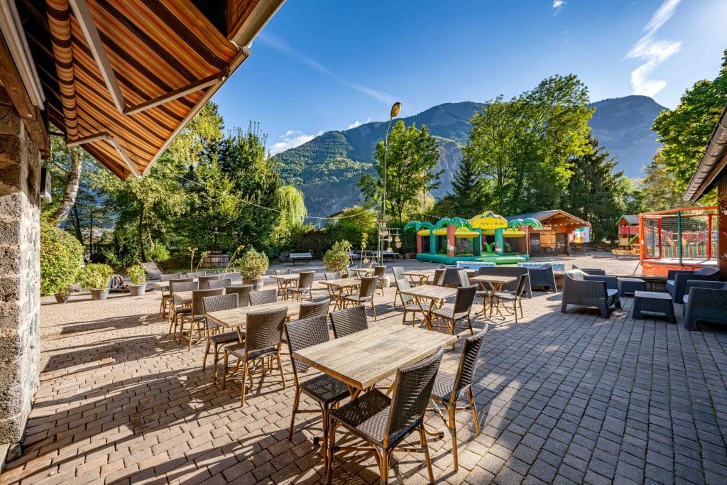 100 Camping Alpes Huez Coloprteur Ciela Restaurant